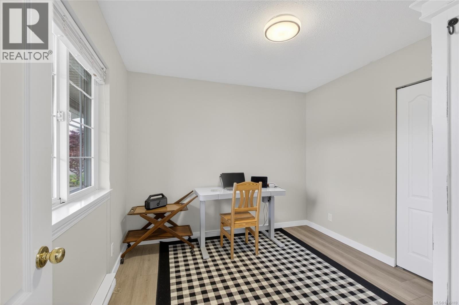 2859 Penrith Ave - 21