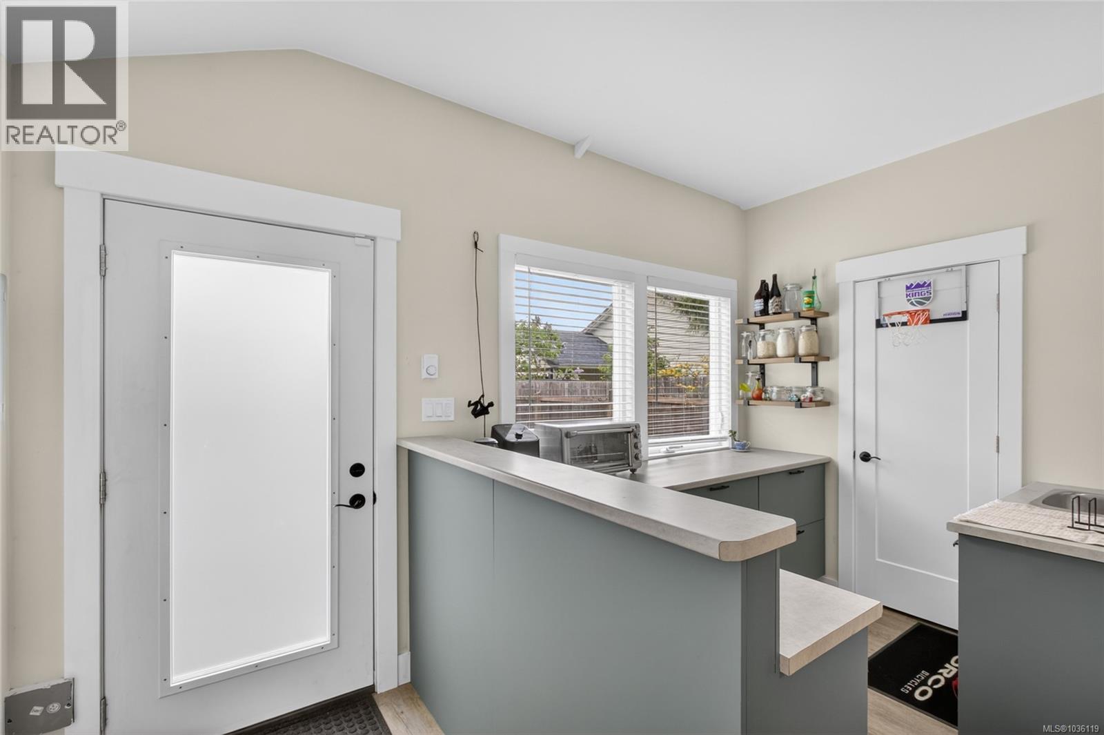 2859 Penrith Ave - 25