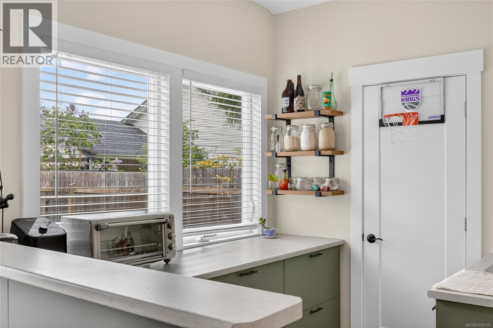 2859 Penrith Ave - 26