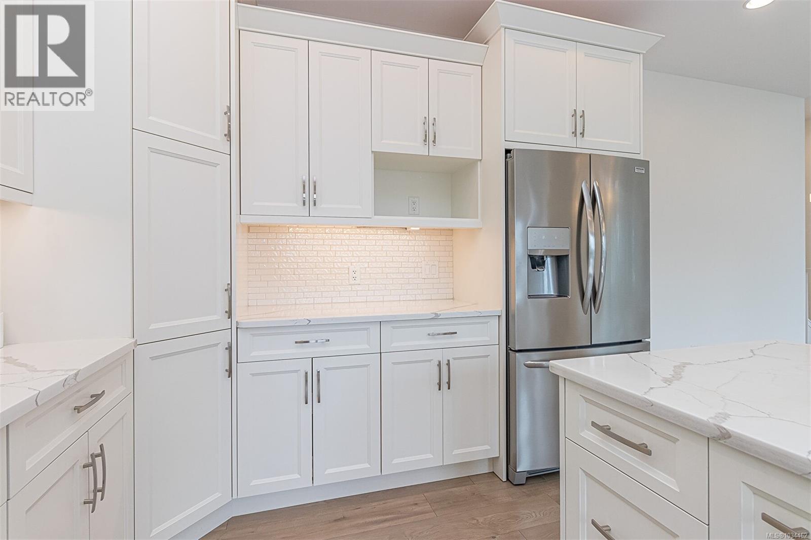 4230 Skye Rd - 37