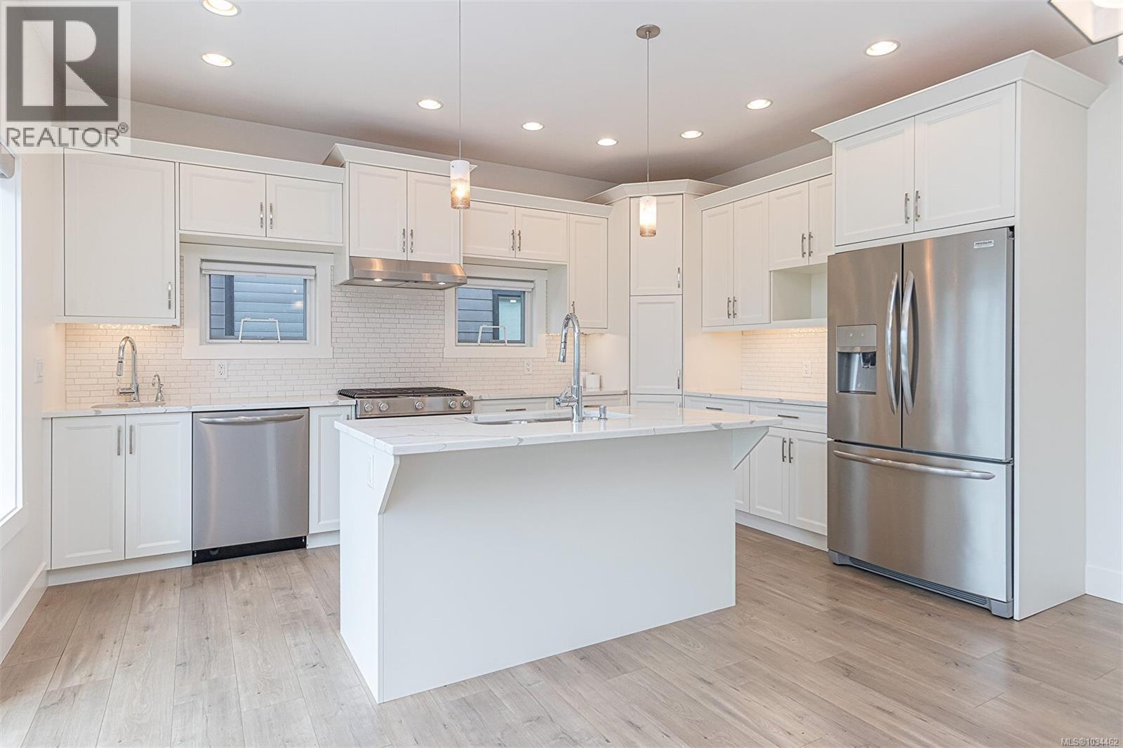 4230 Skye Rd - 6