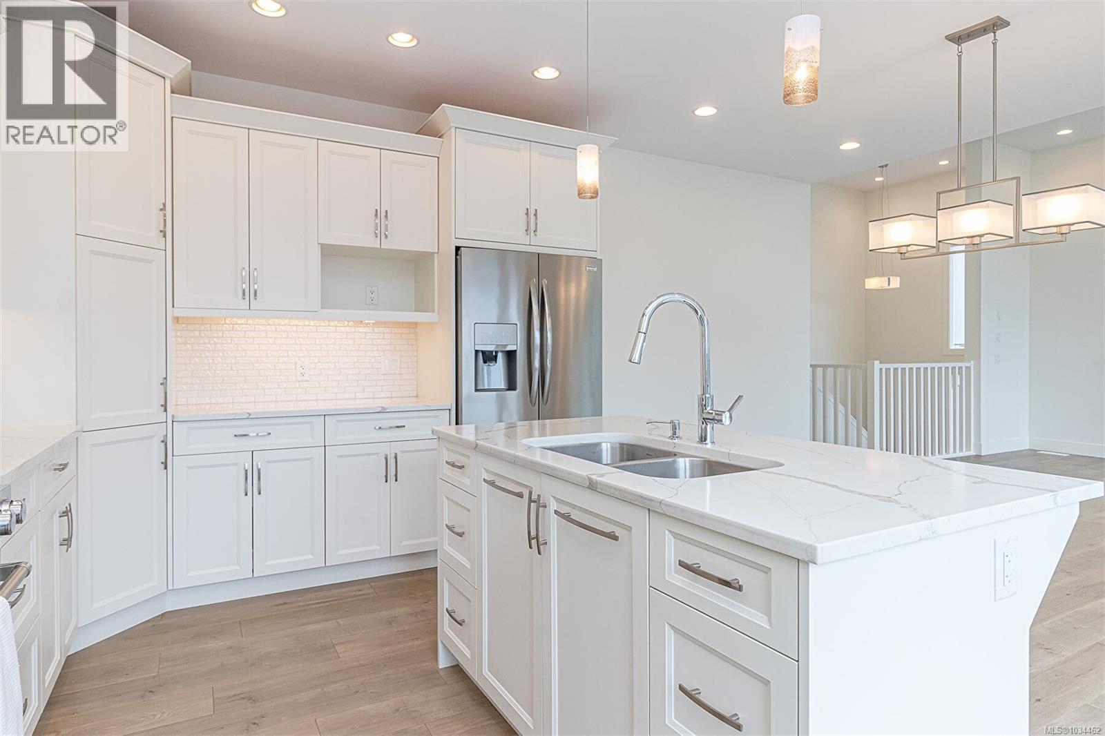 4230 Skye Rd - 36