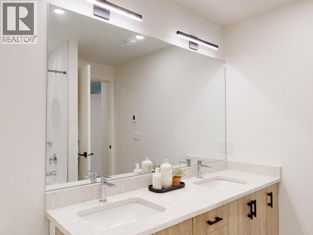 4066 SATURNA AVE - 32