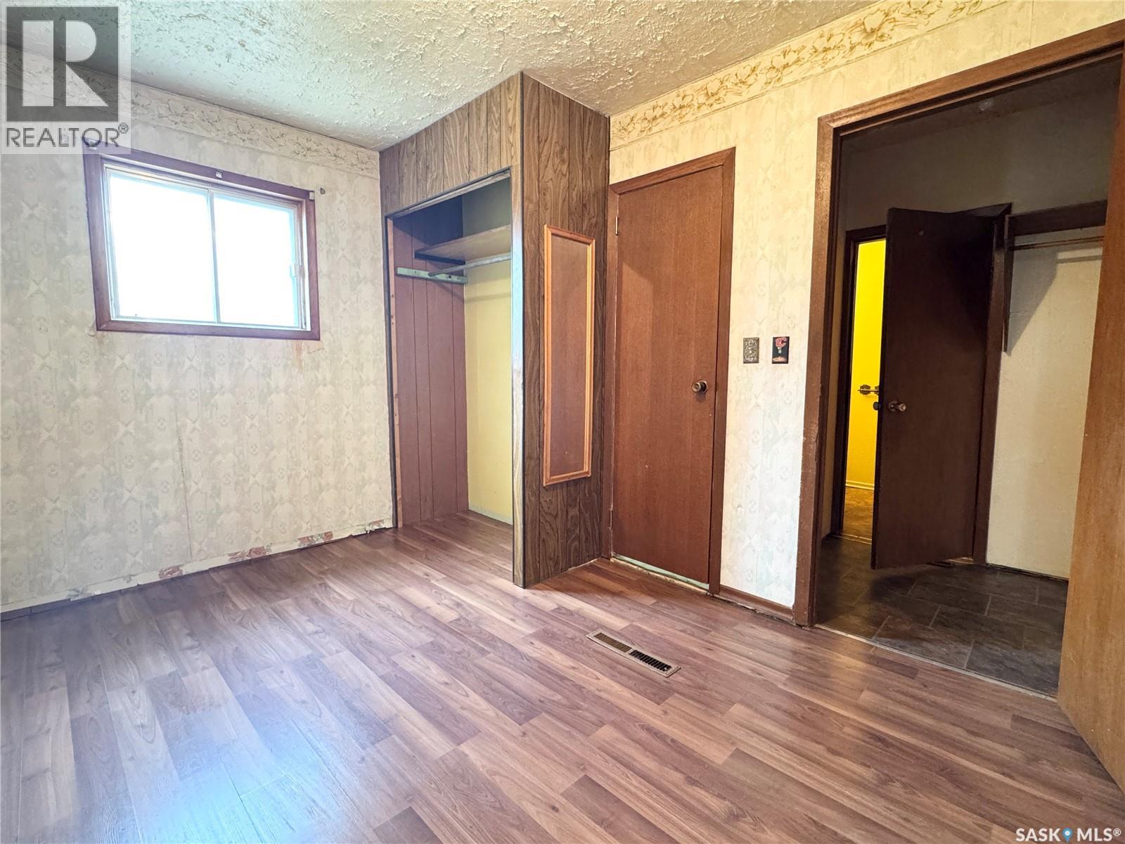 107 & 109 Otter STREET - 12