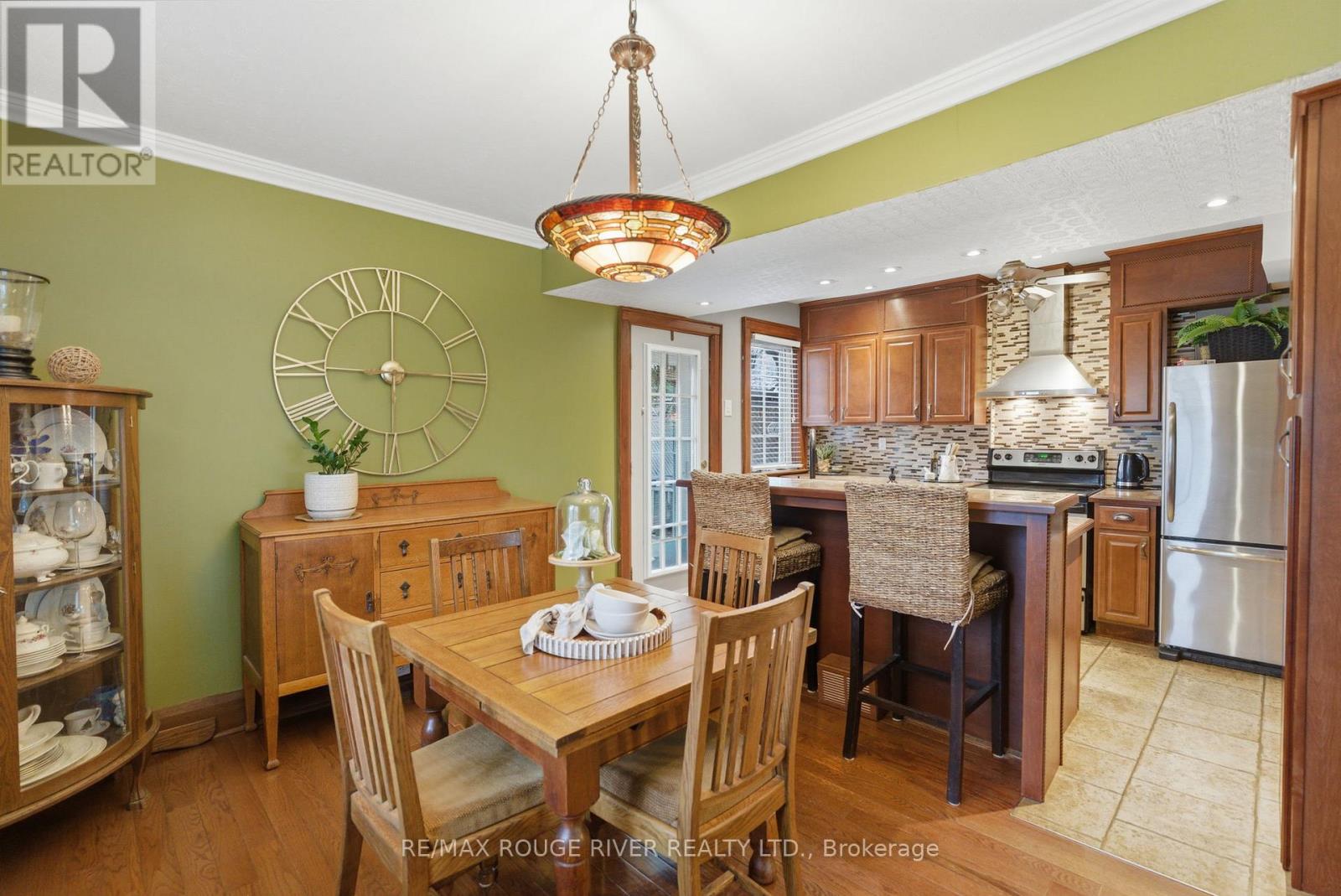 114 MCLAUGHLIN BOULEVARD - 12