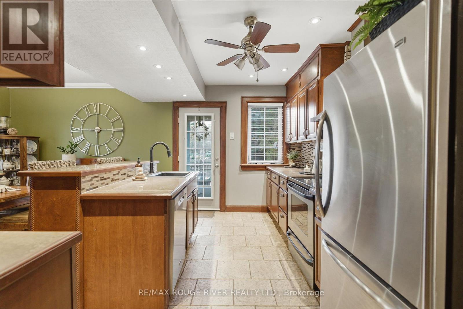 114 MCLAUGHLIN BOULEVARD - 13