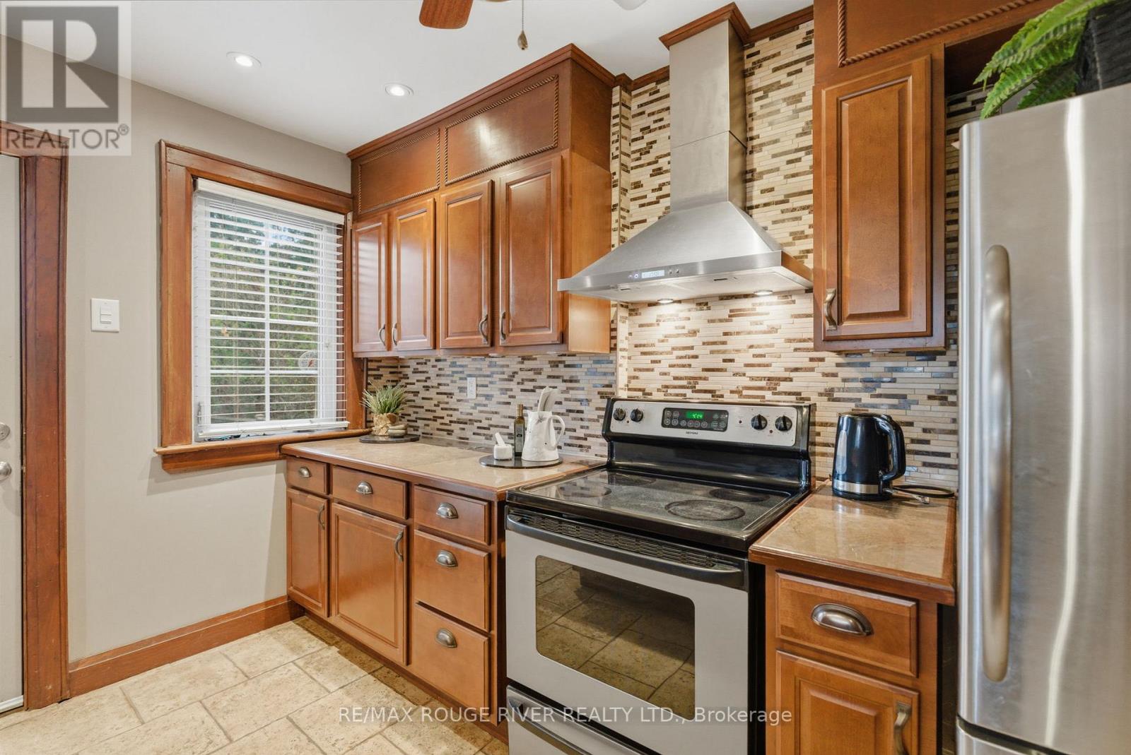 114 MCLAUGHLIN BOULEVARD - 15