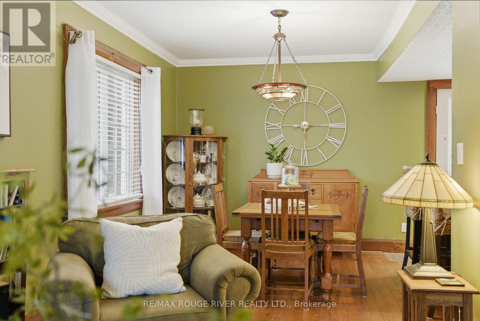 114 MCLAUGHLIN BOULEVARD - 8