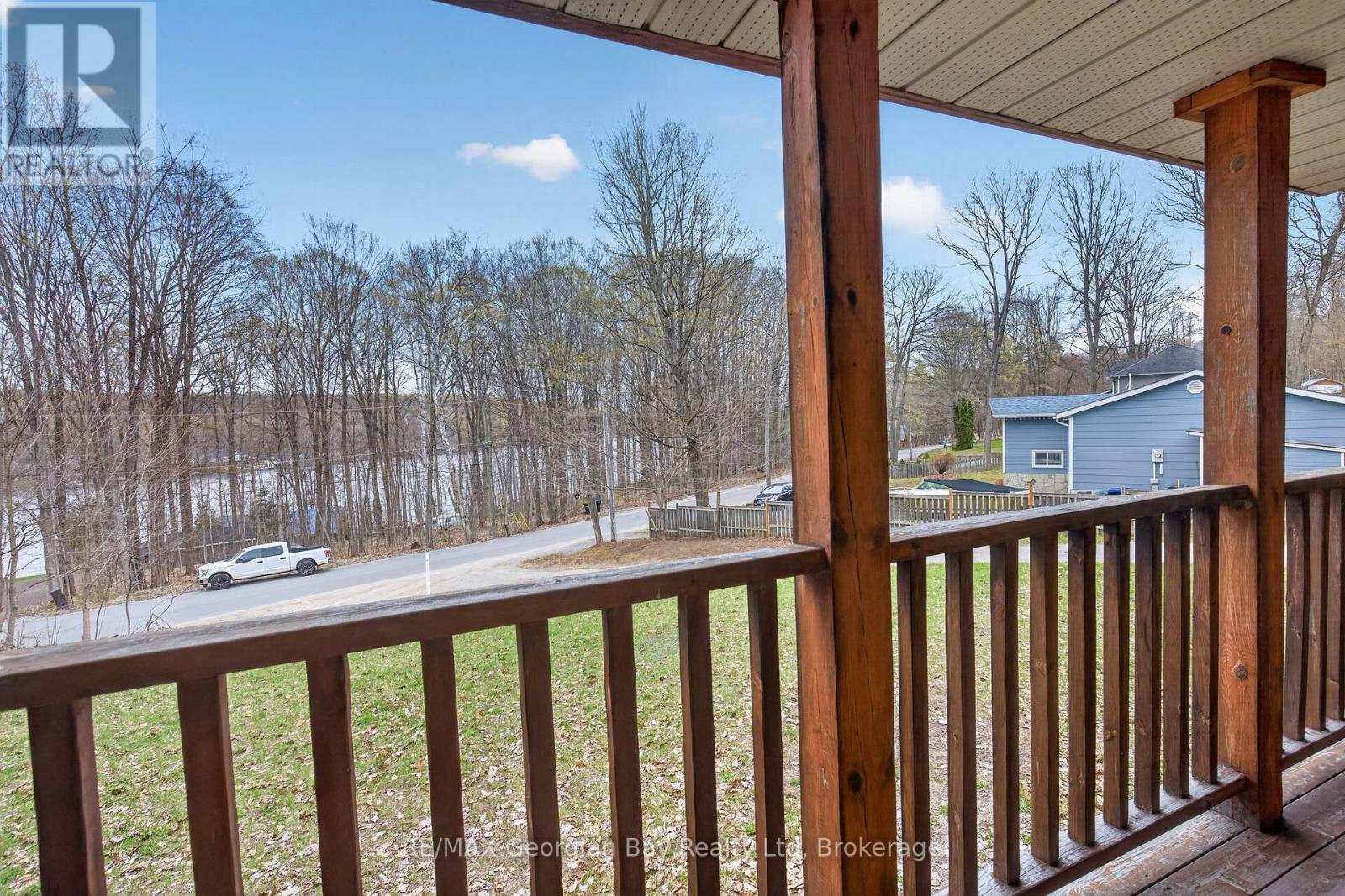 90 FARLAIN LAKE ROAD W - 24
