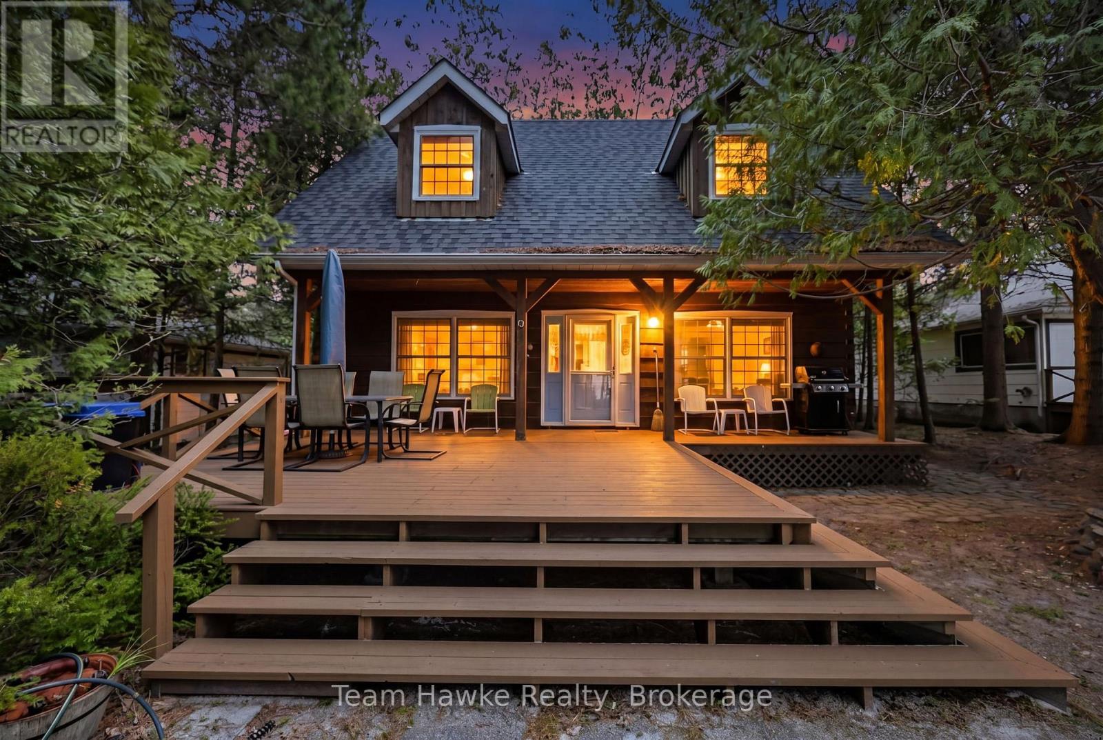 698 TINY BEACHES ROAD S - 2