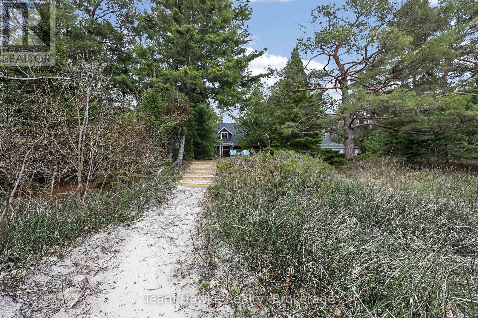698 TINY BEACHES ROAD S - 34