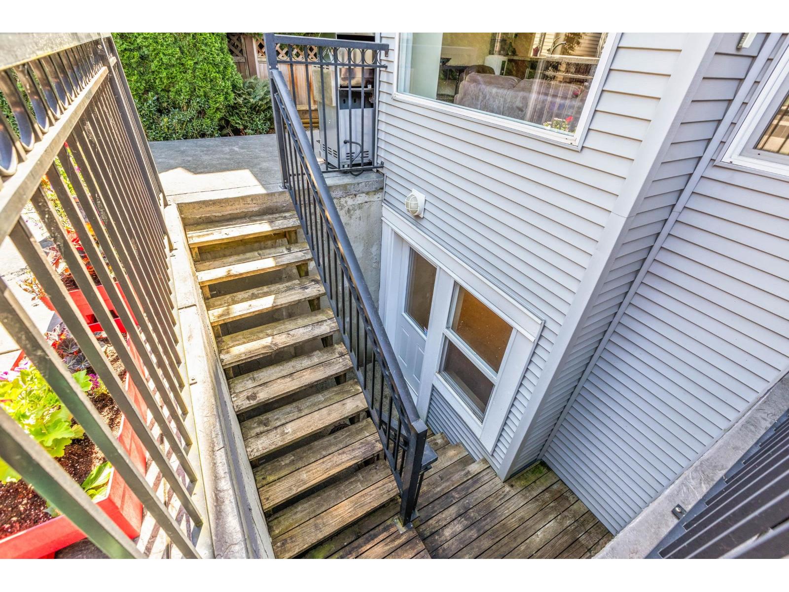 3 Bed, 3 Bath House for Sale in Surrey – 6880 190 STREET, Surrey - Image 19