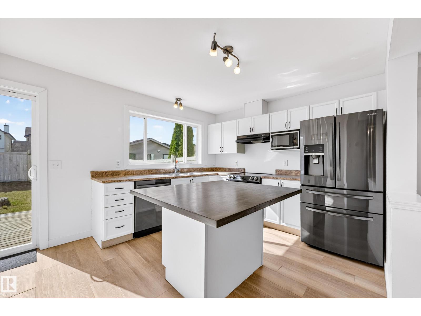 5915 SOUTH TERWILLEGAR BV NW - 12