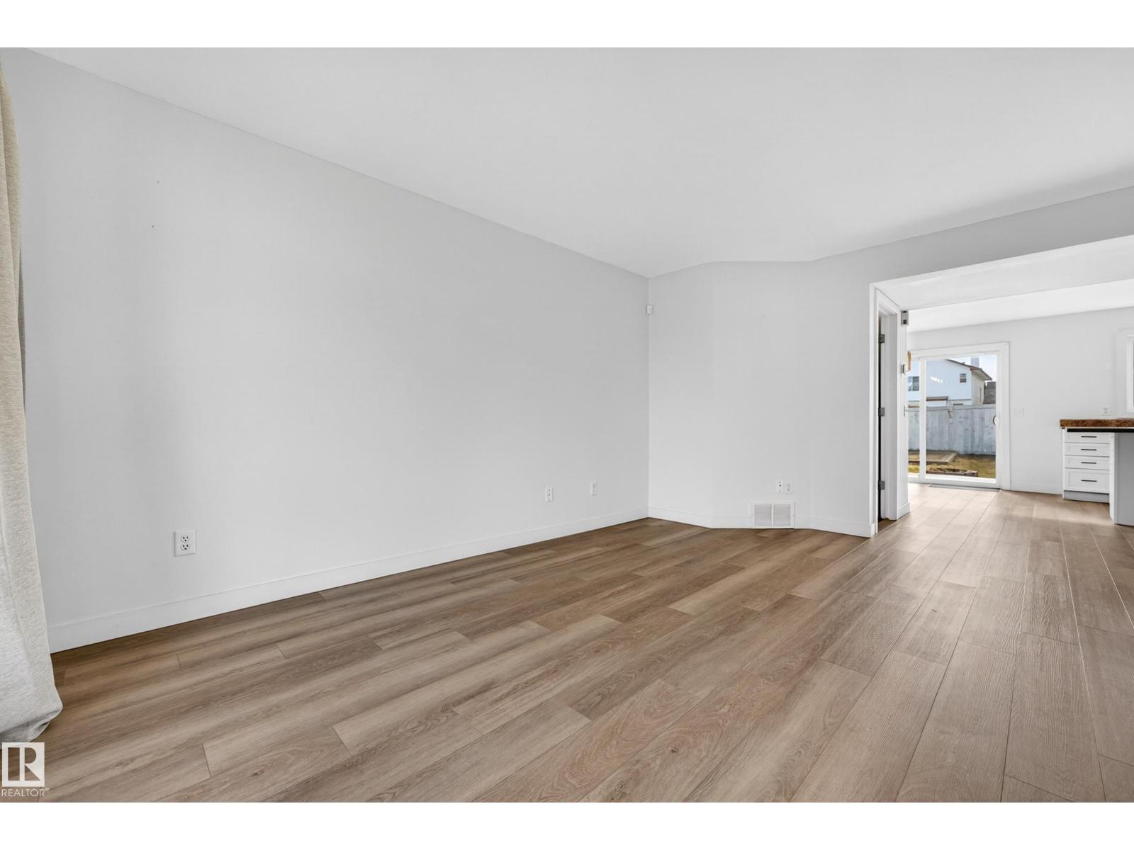5915 SOUTH TERWILLEGAR BV NW - 11