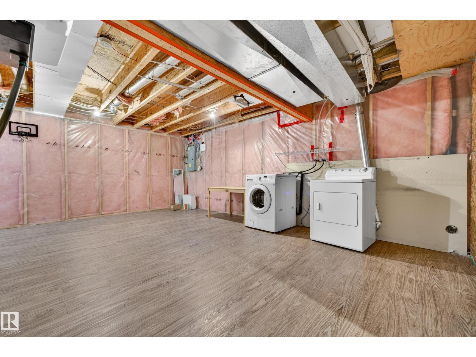 5915 SOUTH TERWILLEGAR BV NW - 37
