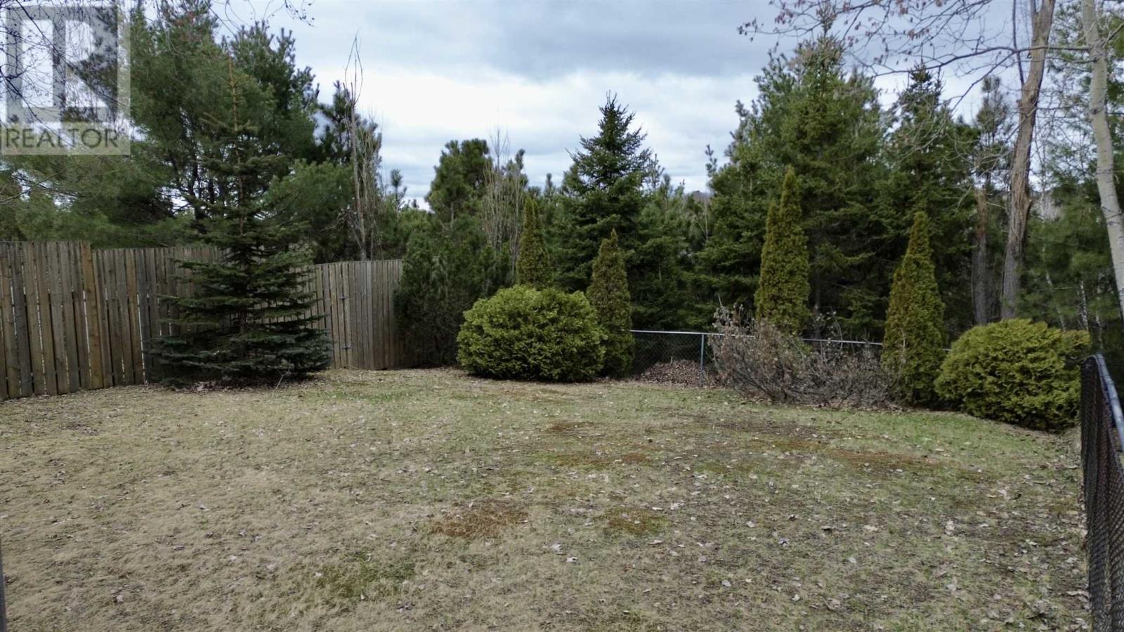 132 Taylor BLVD, Elliot Lake, Ontario, P5A3K8 — Photo 13
