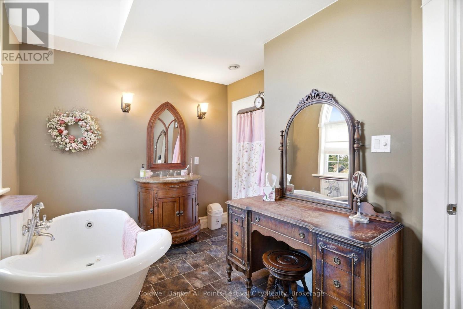 36603 MAITLAND AVENUE - 25