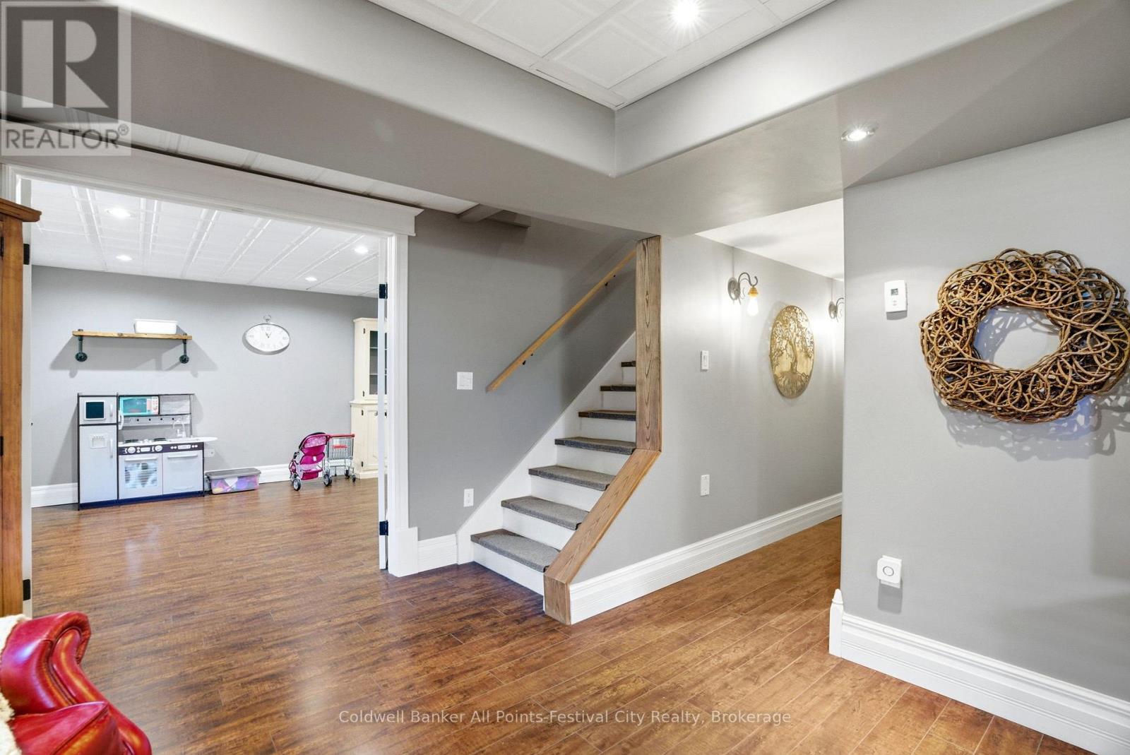 36603 MAITLAND AVENUE - 27