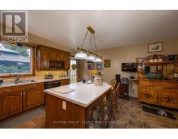 77242 London Road, Huron East, ON N0M1L0 Photo 9