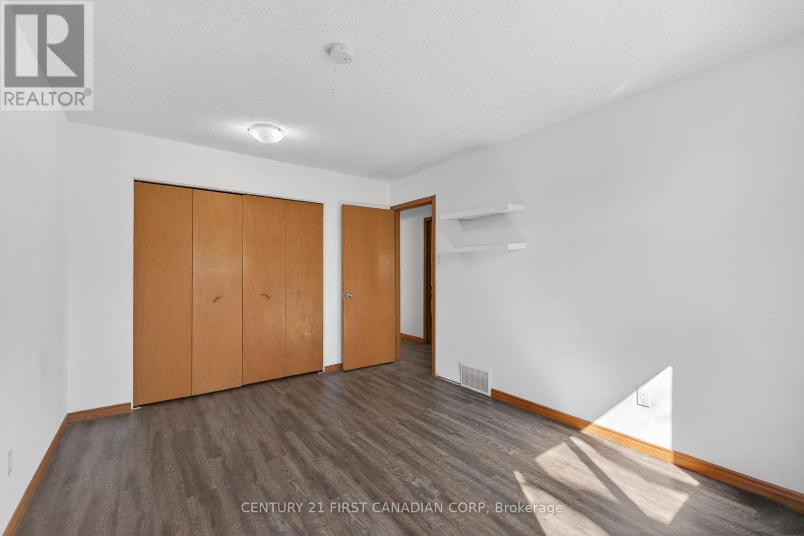 320 BLUE FOREST DRIVE - 16