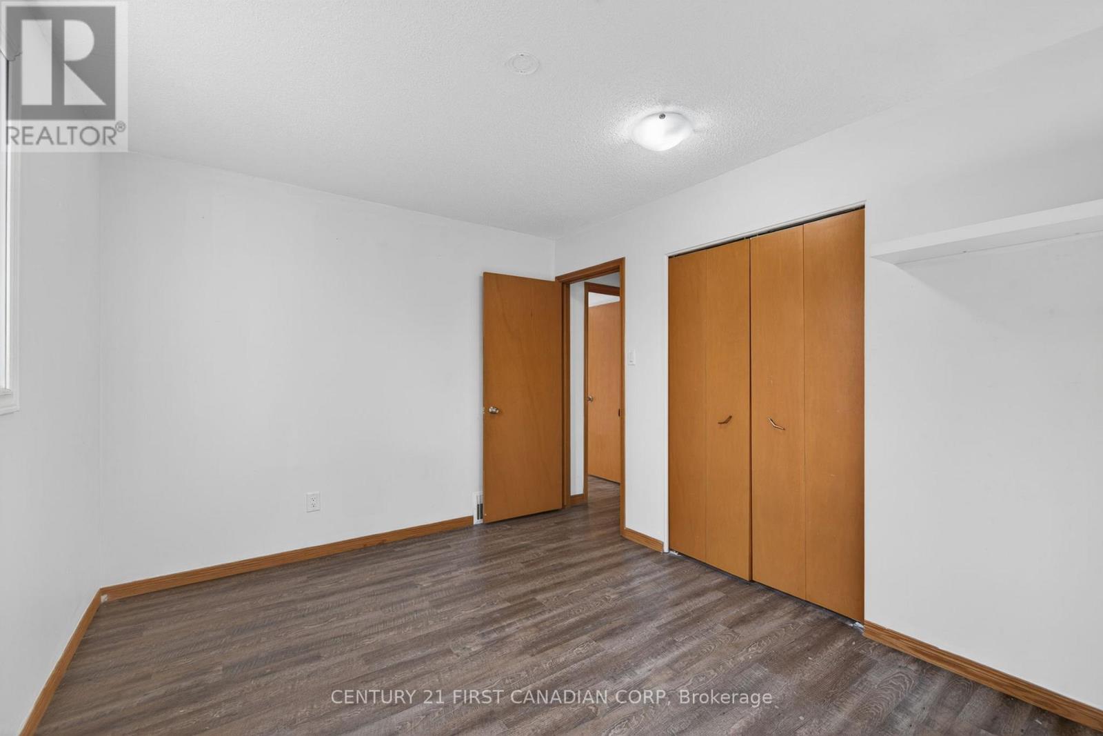 320 BLUE FOREST DRIVE - 18