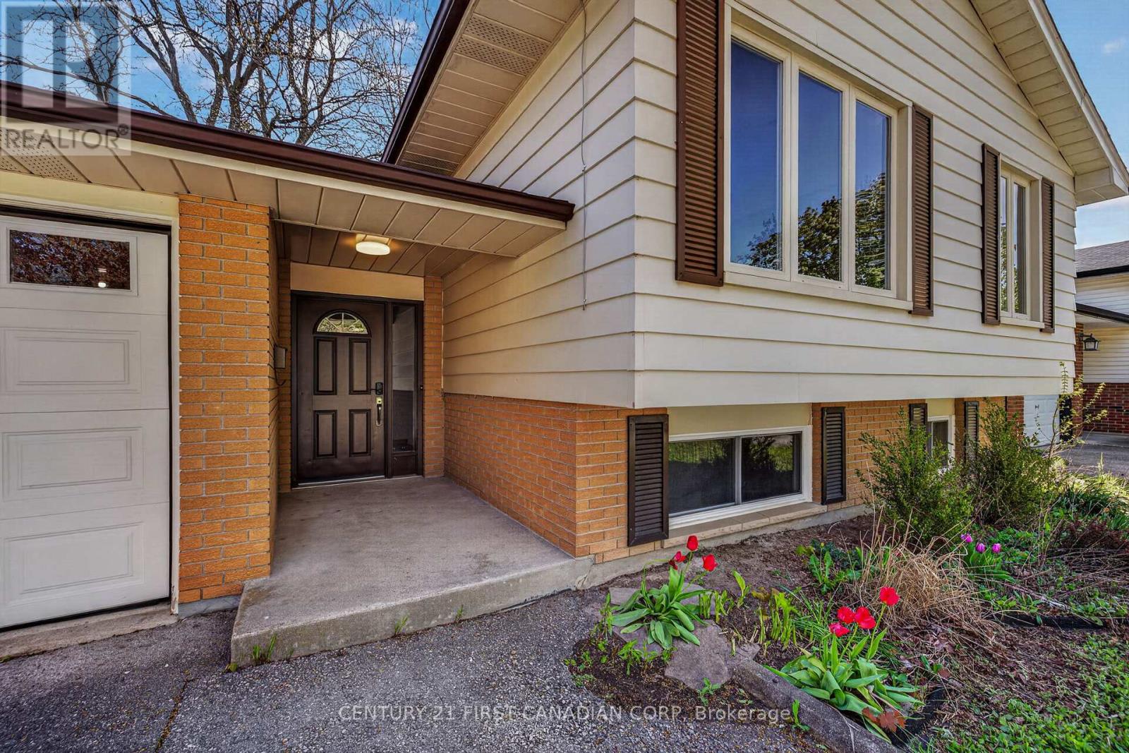 320 BLUE FOREST DRIVE - 4