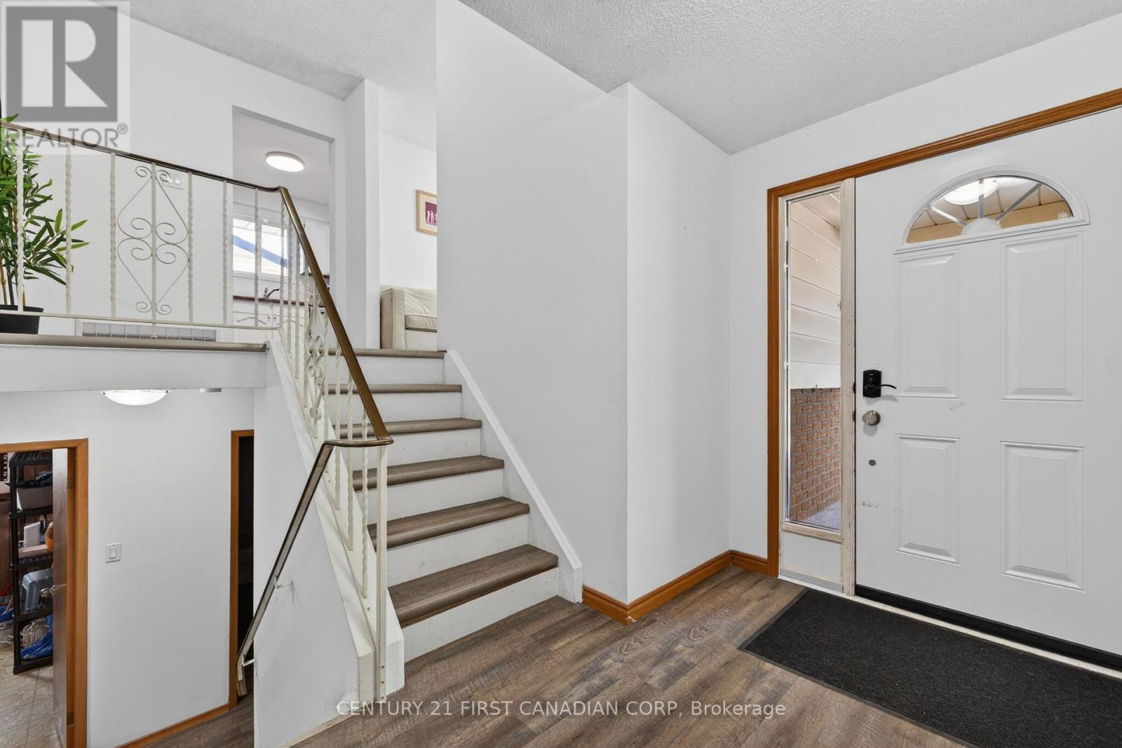 320 BLUE FOREST DRIVE - 5