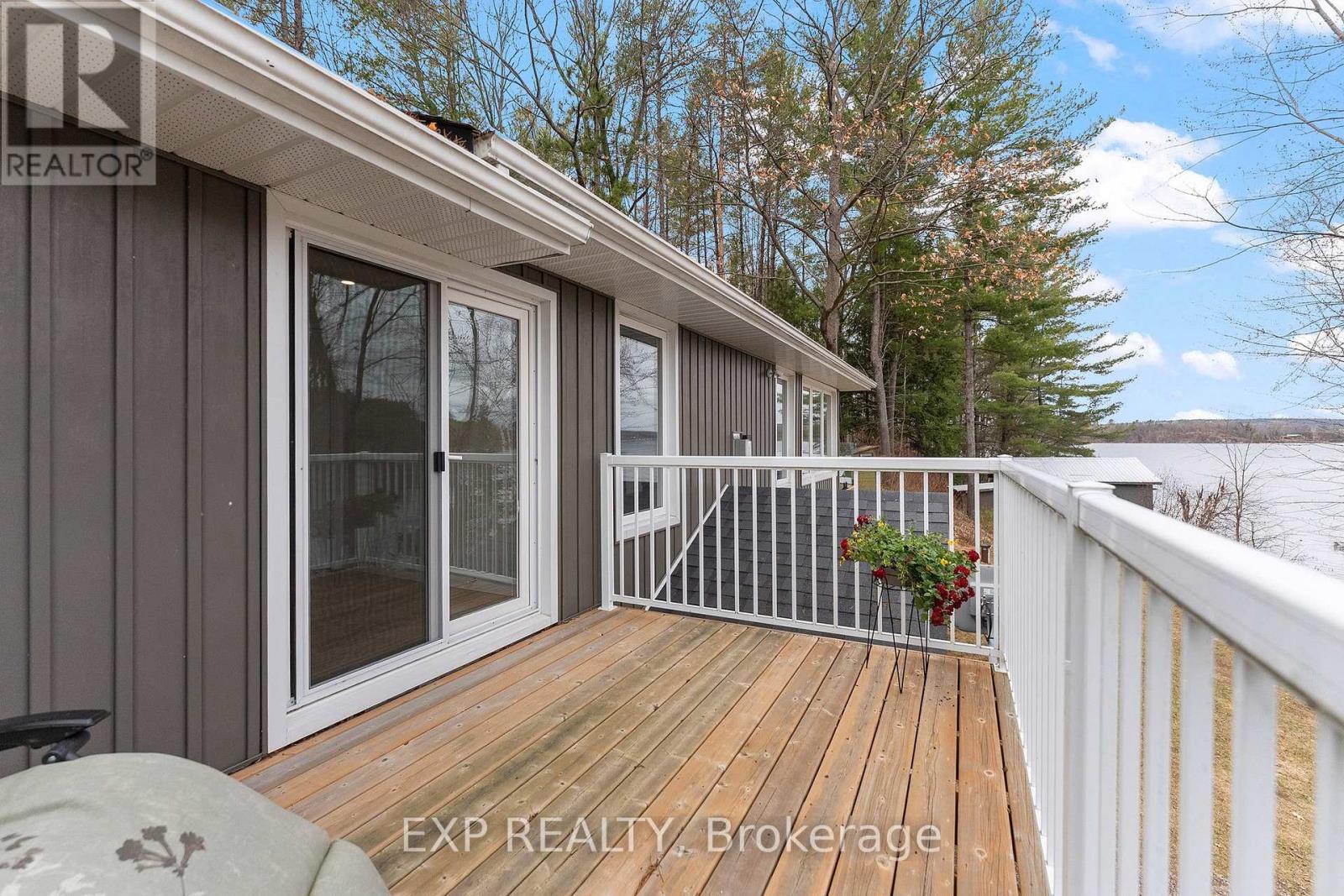 59 STRACK LANE - 27