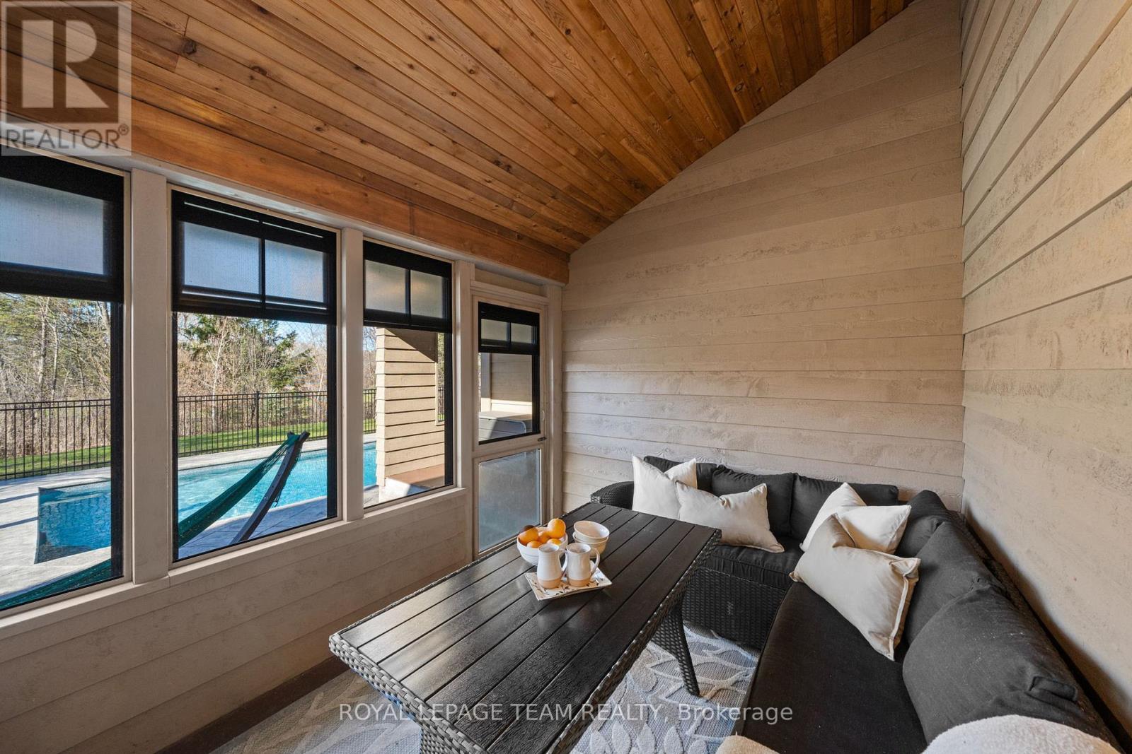 278 JOHN ASELFORD DRIVE - 20