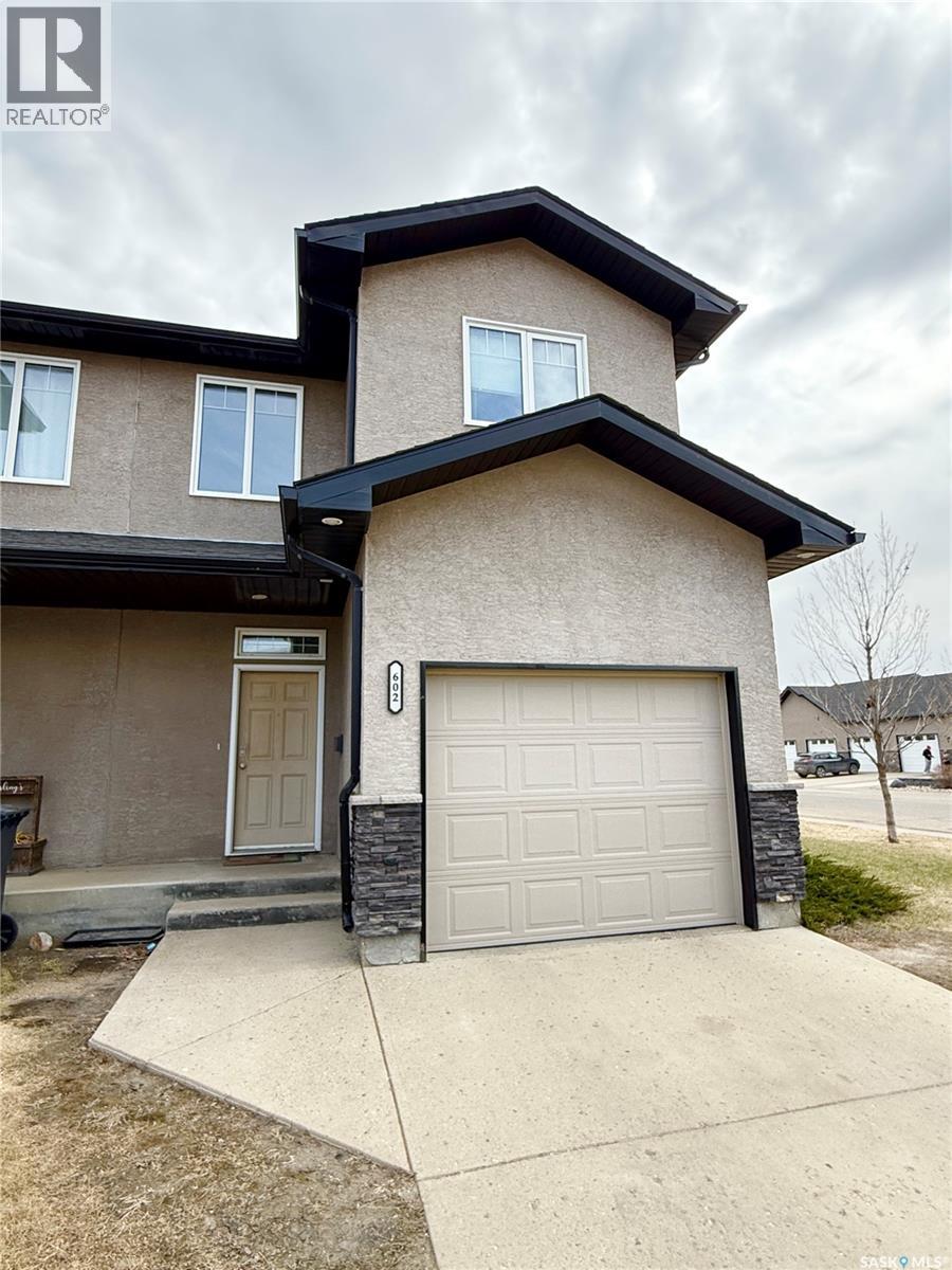 #602 Barber CRESCENT - 1