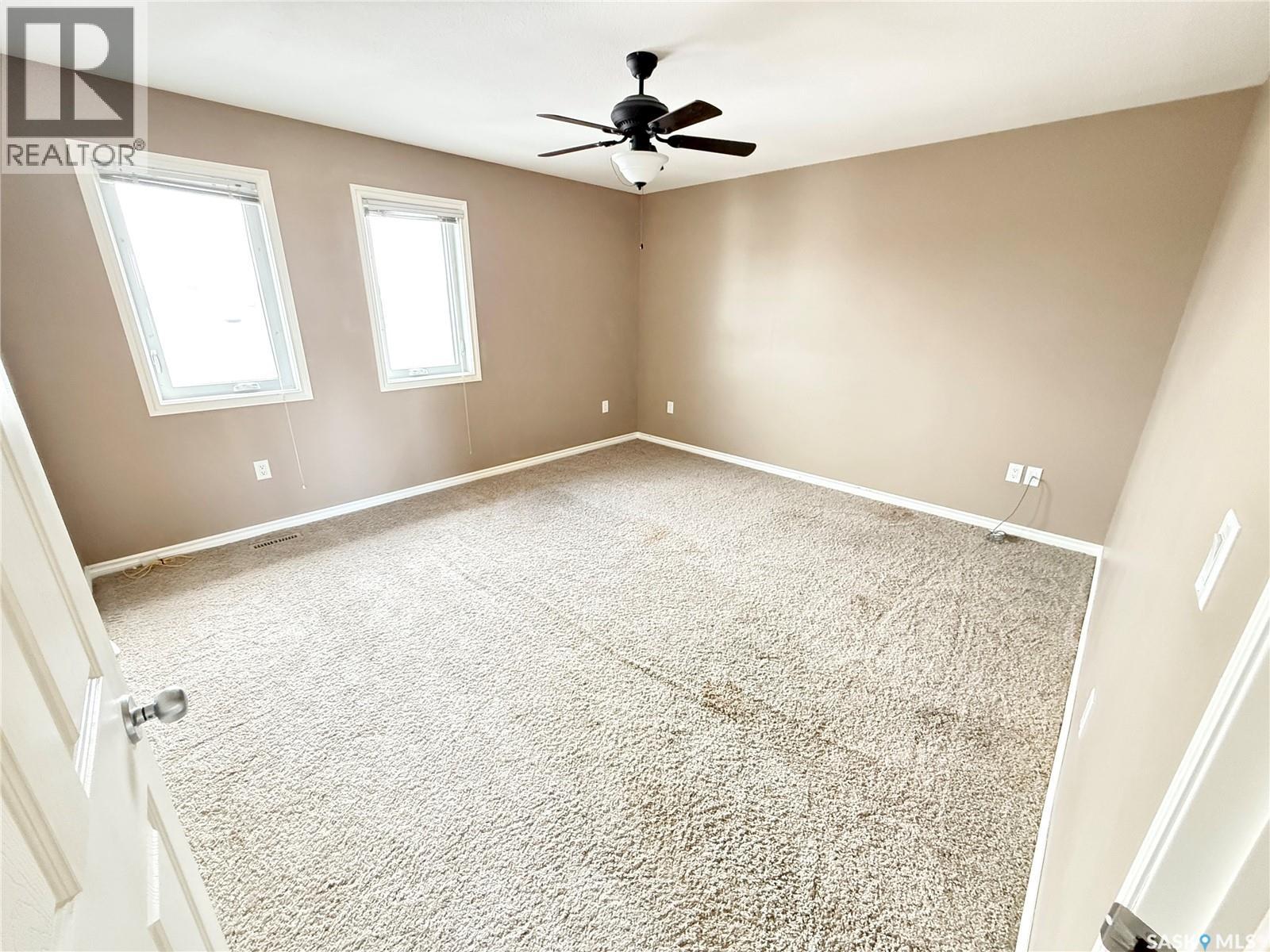 #602 Barber CRESCENT - 14