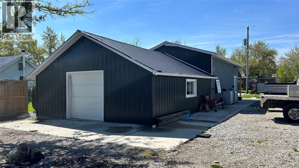 1358 WILKESPORT LINE, St Clair — photo 3
