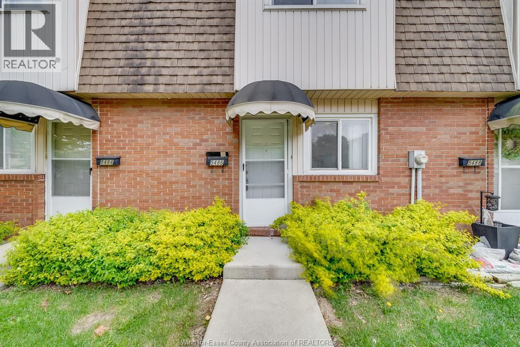 5486 LASSALINE, Windsor, Ontario, N8T1B1 — Photo 2
