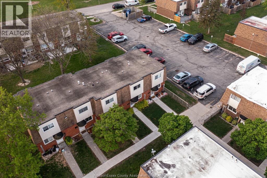 5486 LASSALINE, Windsor, Ontario, N8T1B1 — Photo 41