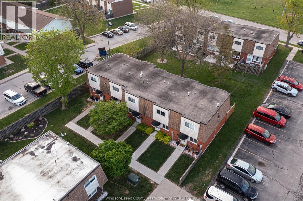 5486 LASSALINE, Windsor, Ontario, N8T1B1 — Photo 40