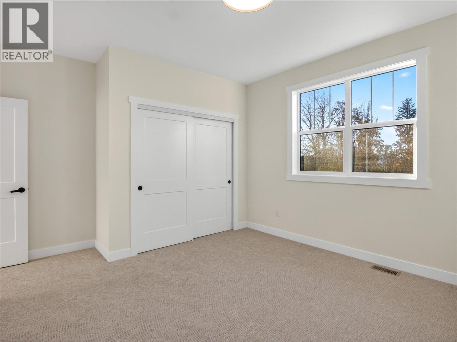 #102 6609 Nixon Road - 36