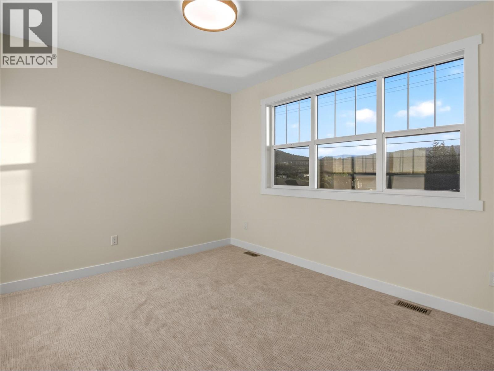 #102 6609 Nixon Road - 32