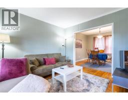 738 Brock, Windsor, ON N9C2T4 Photo 11