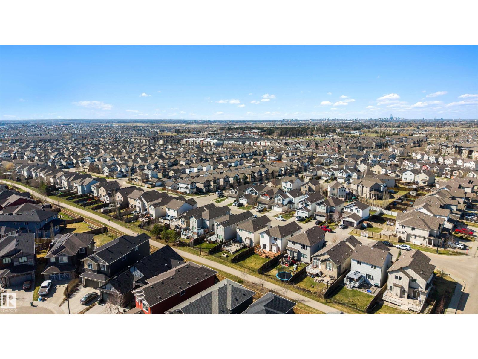 6115 18 AV SW - 32