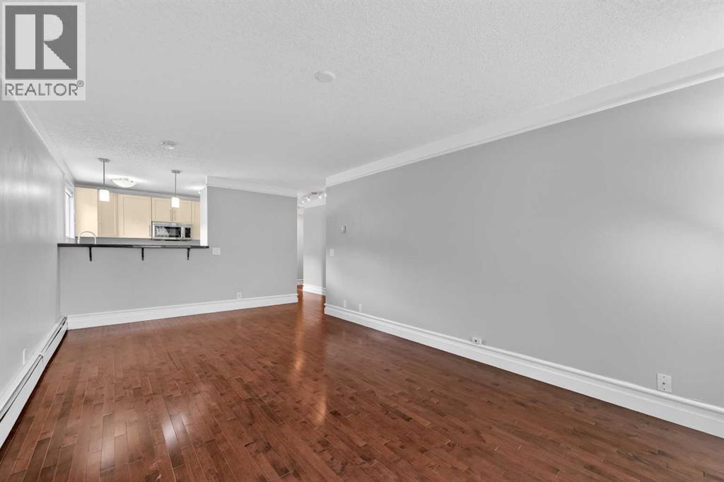 #203 644 Meredith Road NE - 11