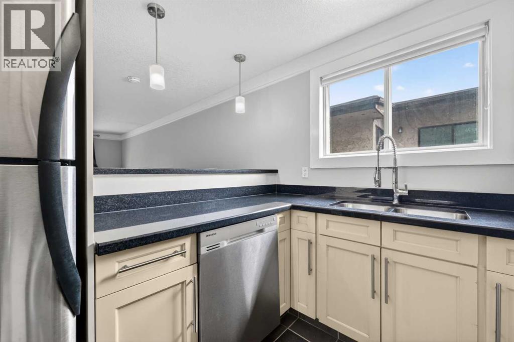 #203 644 Meredith Road NE - 7