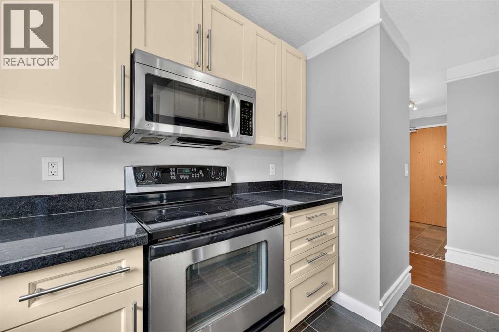 #203 644 Meredith Road NE - 8
