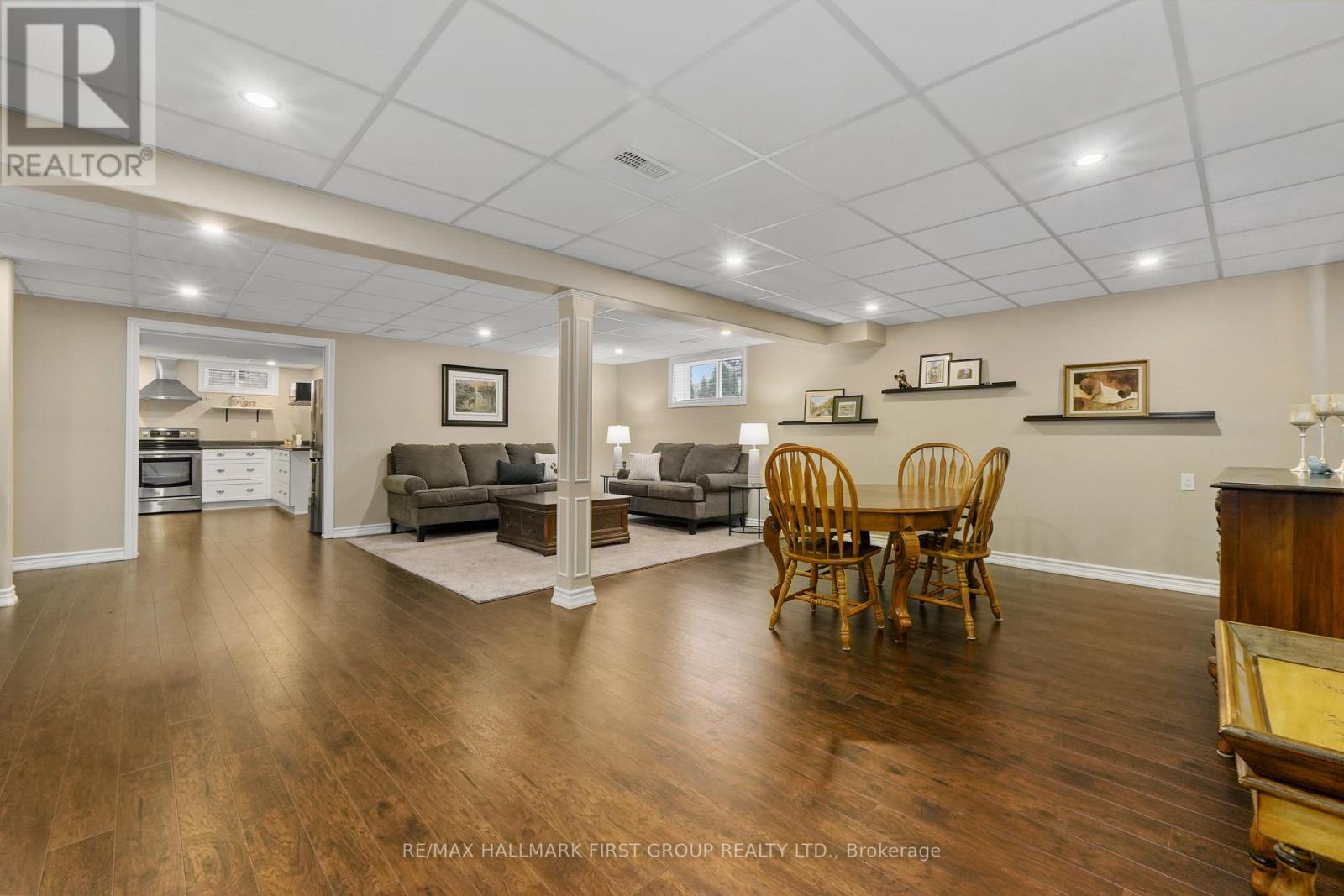 489 FOOTE CRESCENT - 25