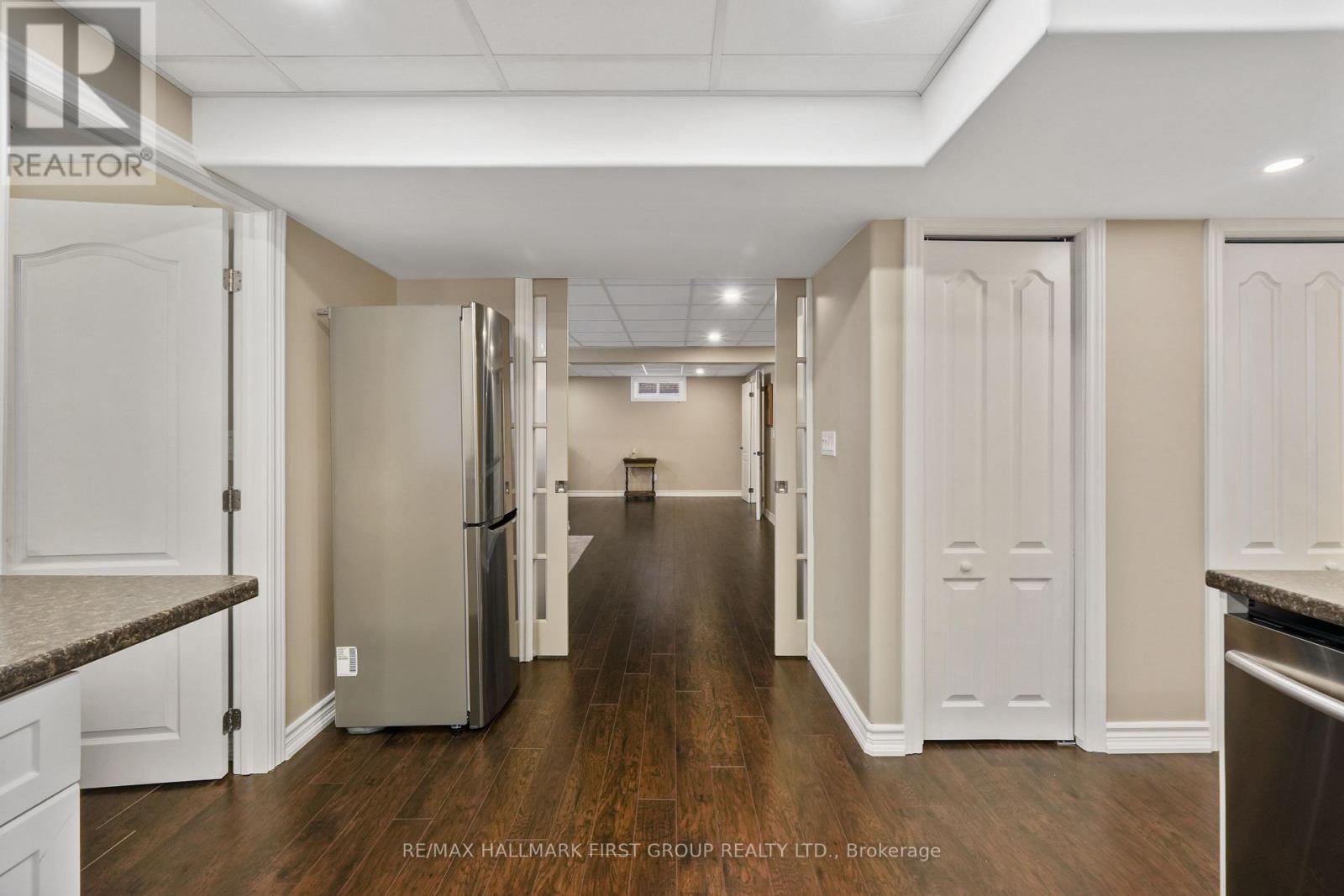 489 FOOTE CRESCENT - 33