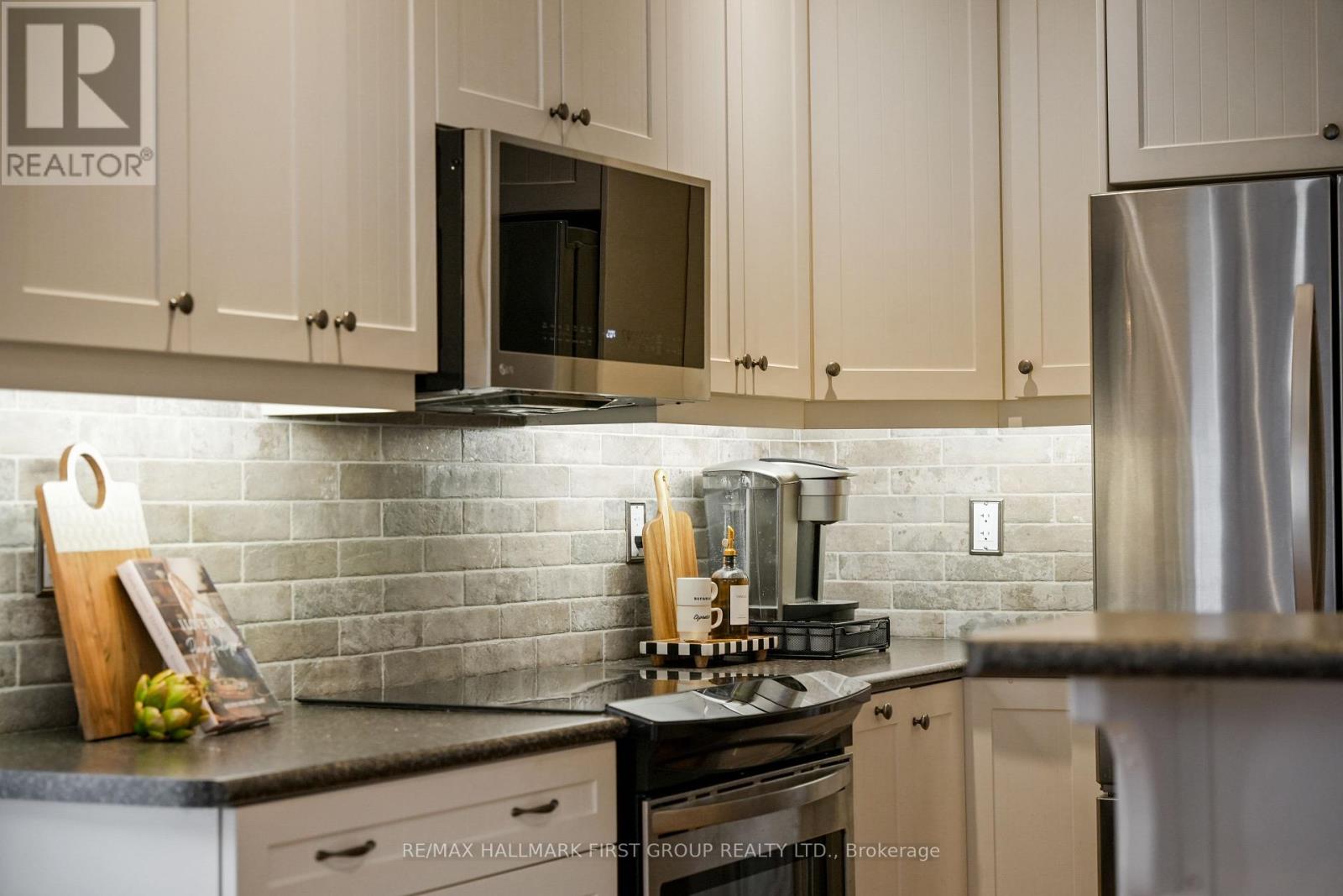 489 FOOTE CRESCENT - 15