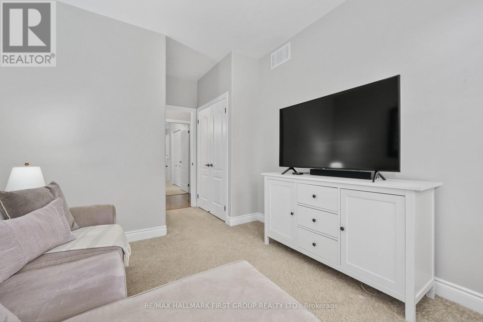 489 FOOTE CRESCENT - 23