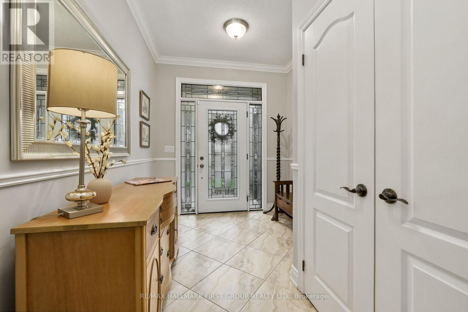 489 FOOTE CRESCENT - 7