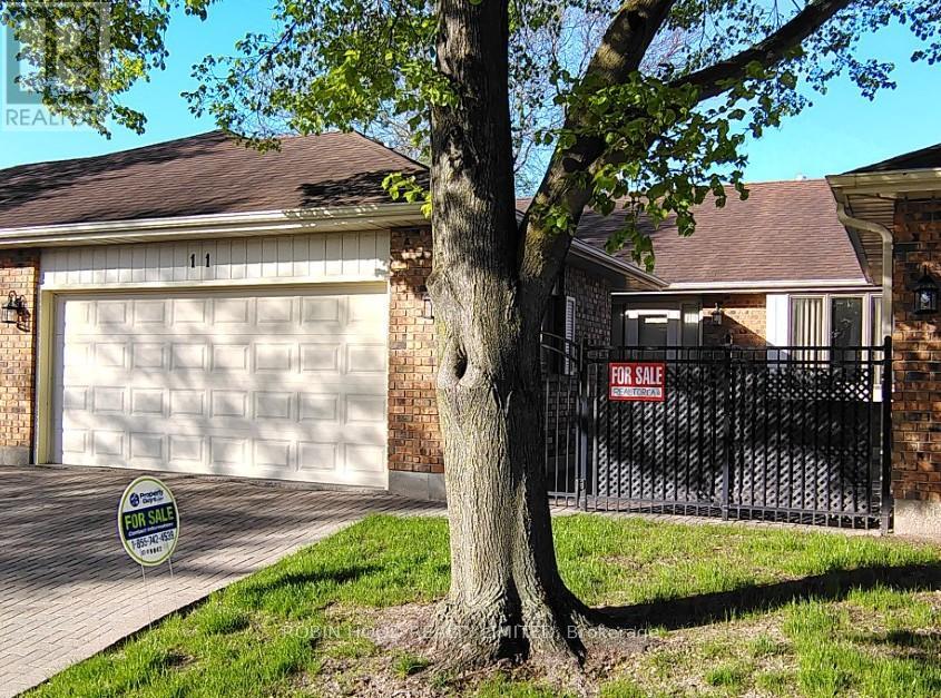 #UNIT 11 21 EARL DRIVE - 1