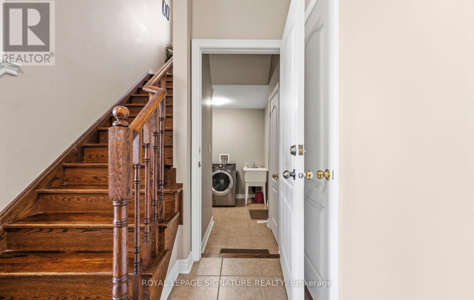 476 NAIRN CIRCLE - 16