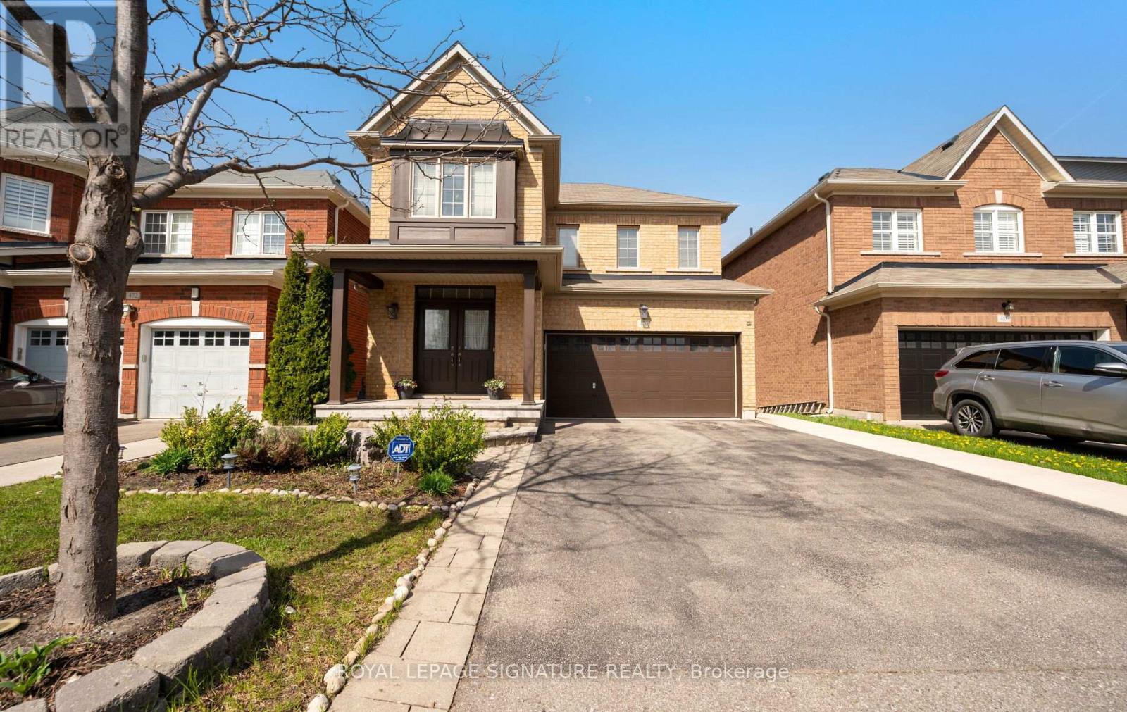 476 NAIRN CIRCLE - 2